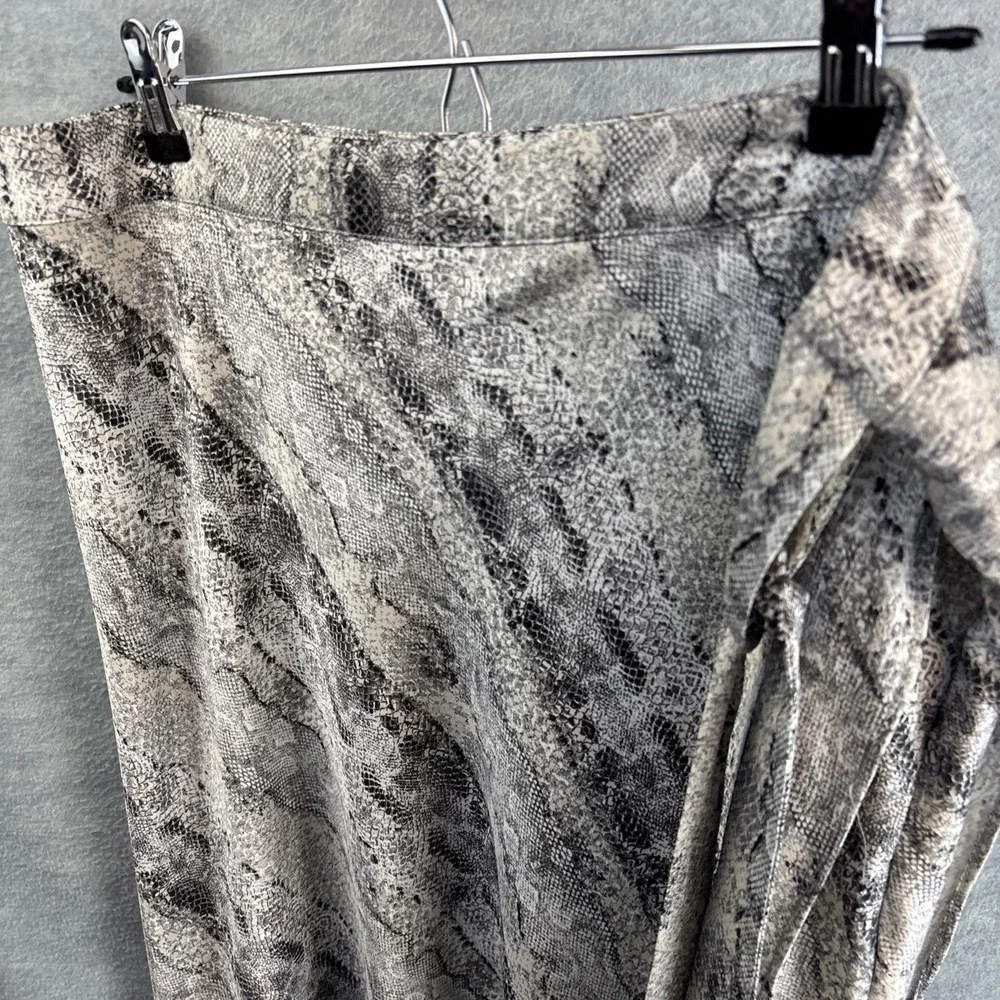 Y2K Vintage The Limited Maxi‎ Skirt 14 Snake Print Black White Wrap Silky Witchy